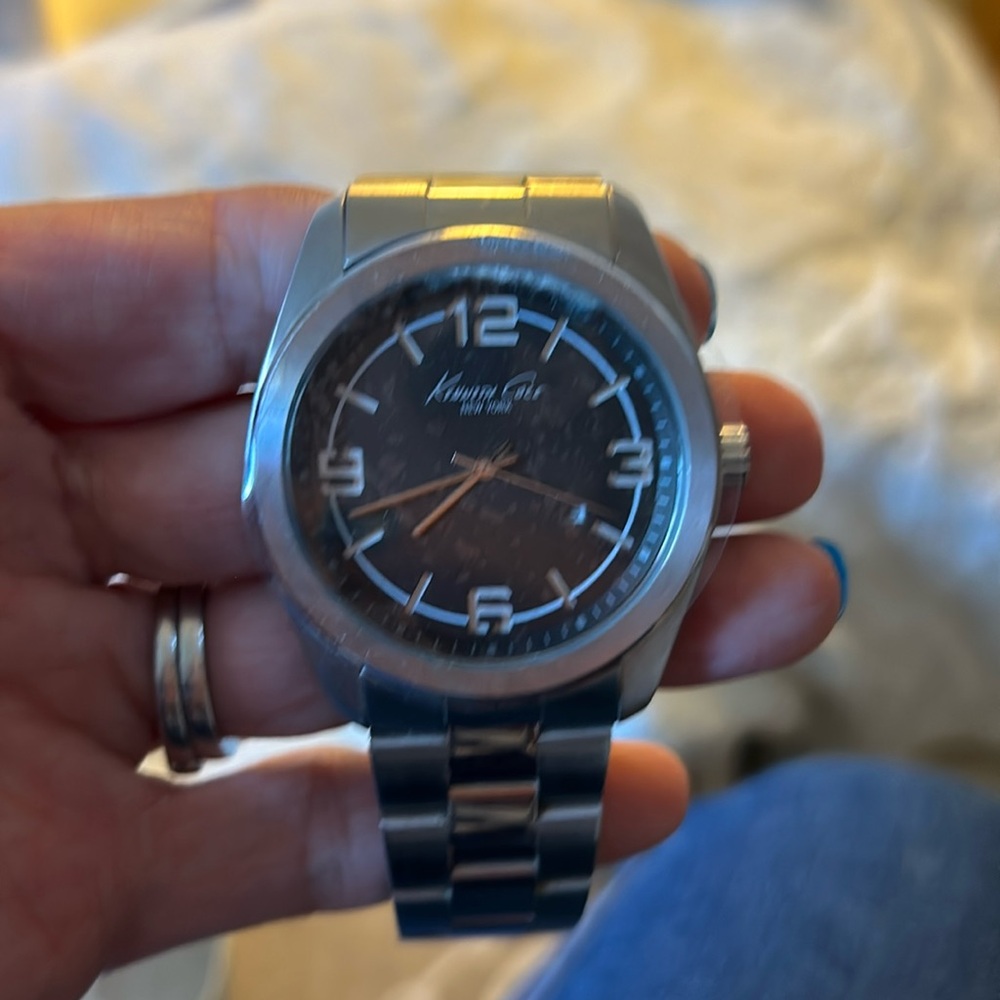 Men’s Kenneth Cole watch style number KC 3912